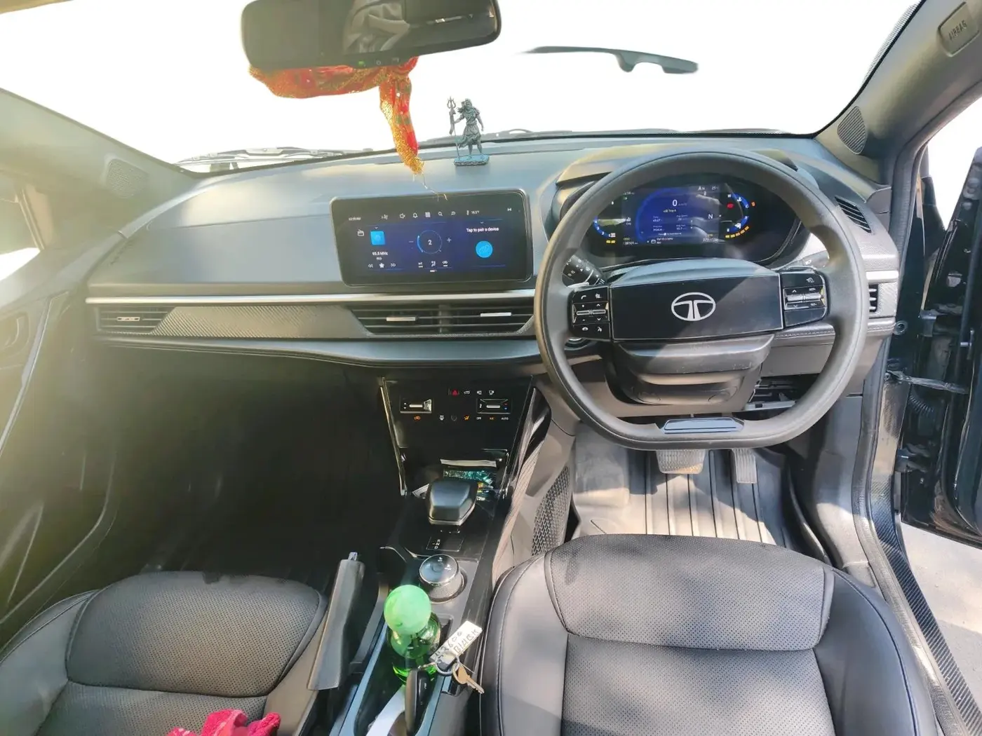 2024 Tata NEXON Creative Plus 1.5 Revotorq 6AMT Dark Edition, Diesel, Automatic, 43,000 km, interior