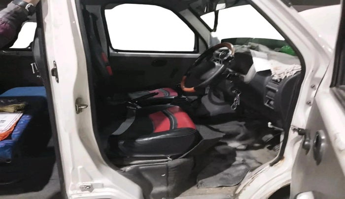 2015 Maruti Eeco 5 STR WITH A/C+HTR, CNG, Manual, 1,21,891 km, interior