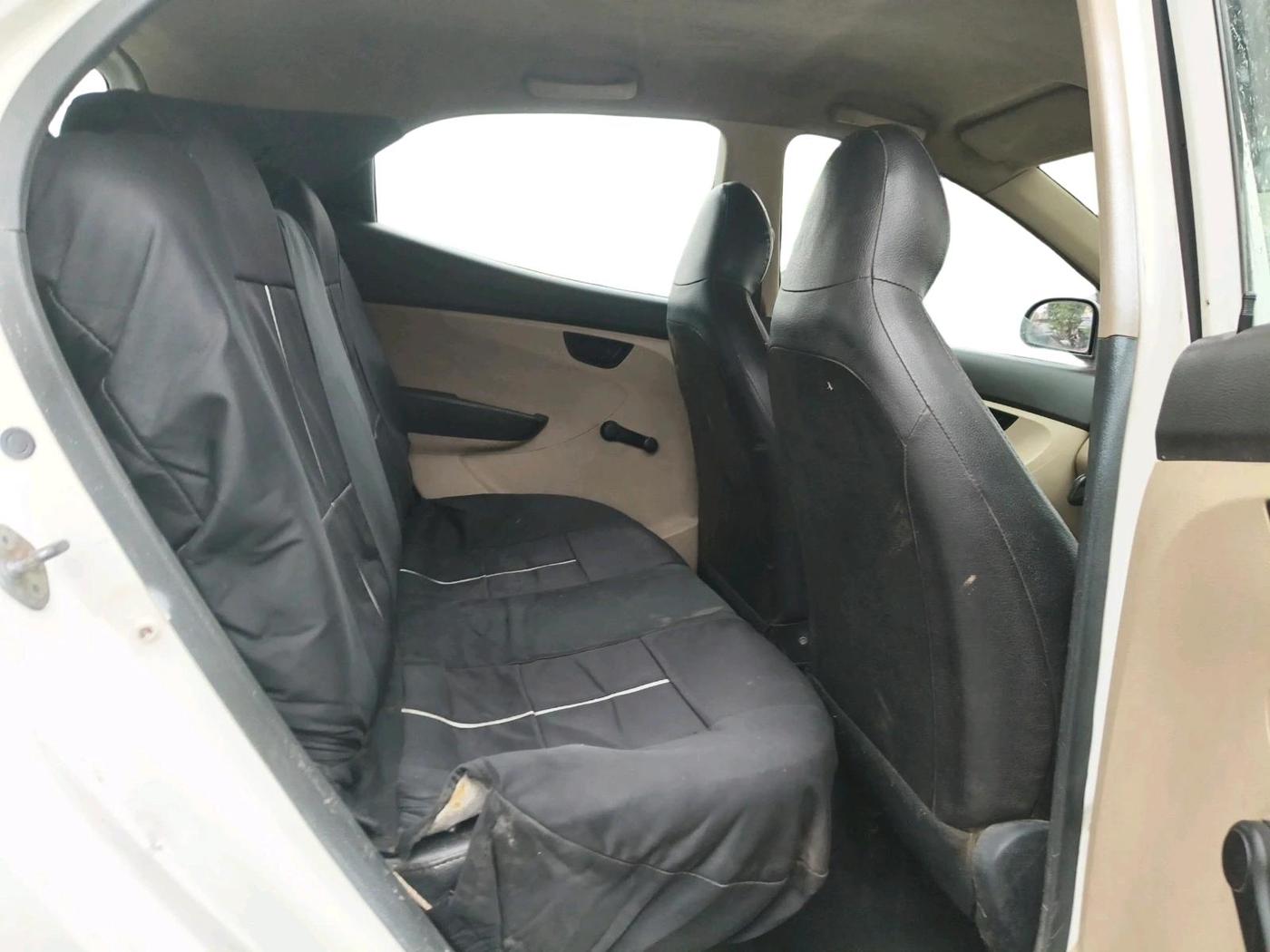 2013 Hyundai Eon ERA +, CNG, Manual, 1,55,525 km, interior