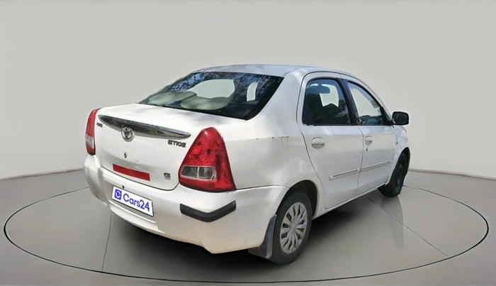 2011 Toyota Etios G, CNG, Manual, 1,00,543 km, exterior