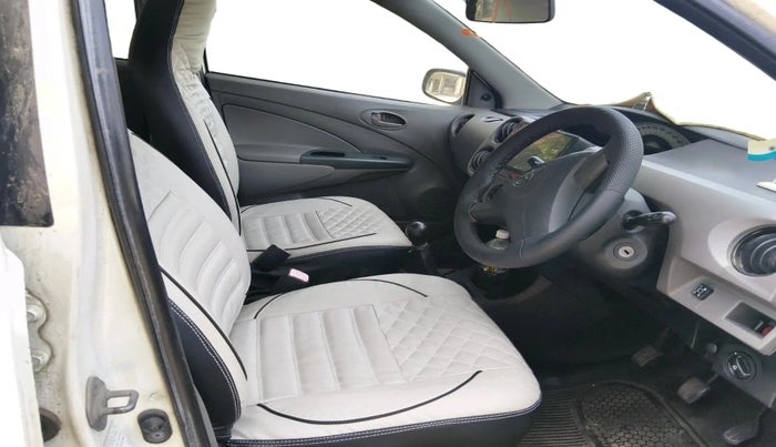 2011 Toyota Etios G, CNG, Manual, 1,00,543 km, interior