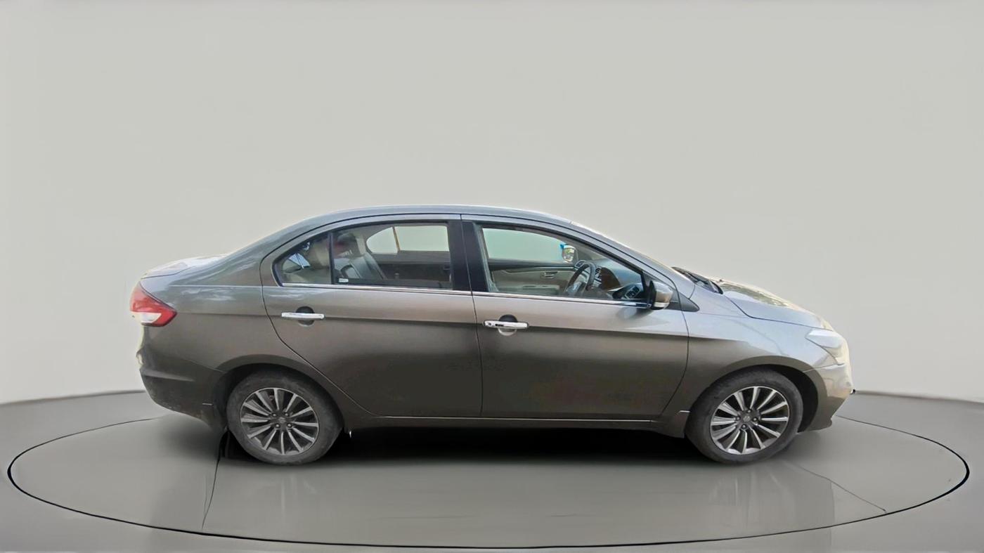 2018 Maruti Ciaz ALPHA  AT 1.5 SHVS PETROL, Petrol, Automatic, 1,58,494 km, exterior