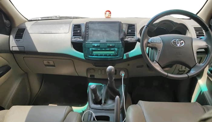 2012 Toyota Fortuner 3.0 4X4 MT, Diesel, Manual, 1,55,899 km, interior