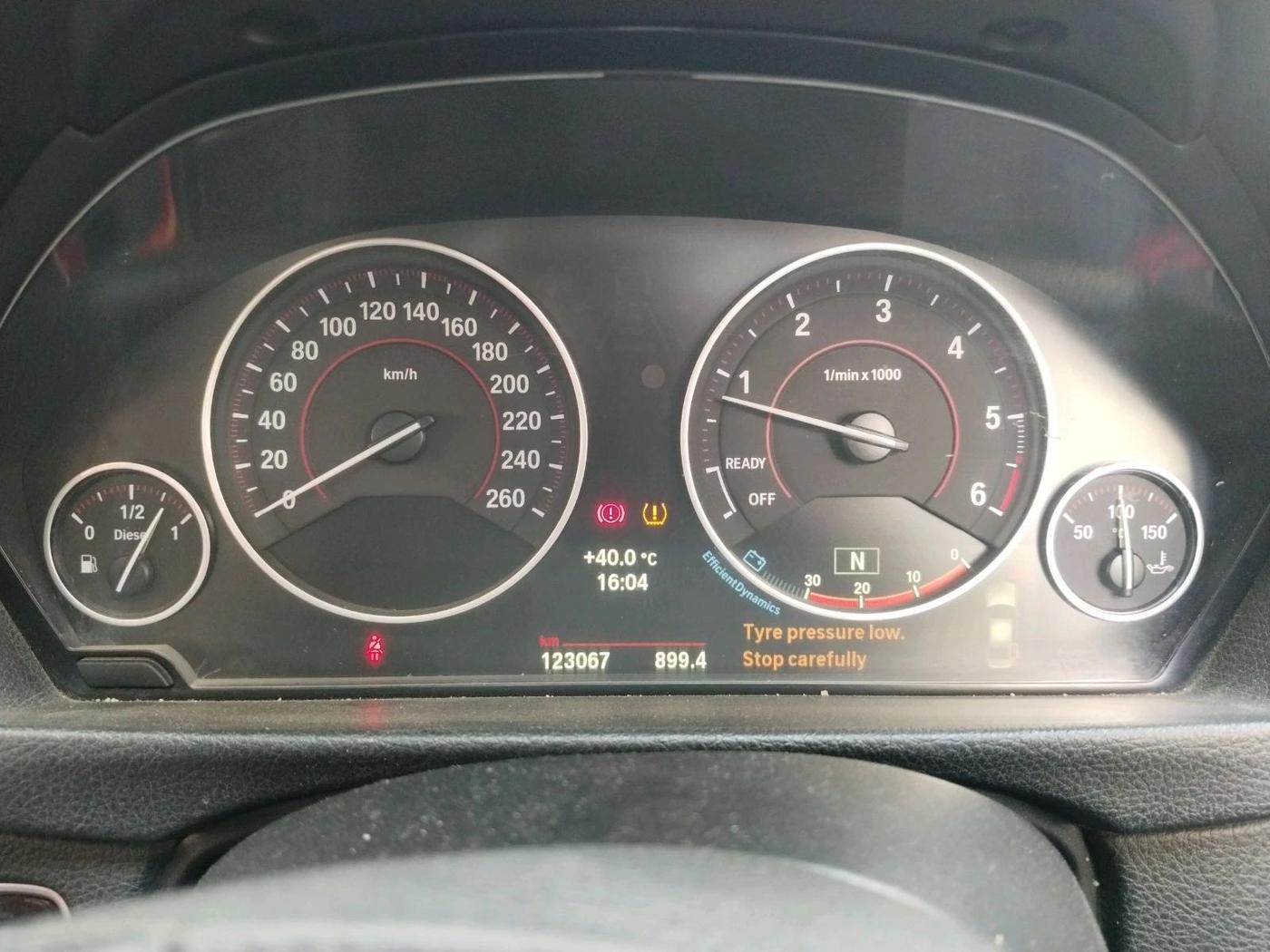 2014 BMW 3 Series 320D SPORTLINE, Diesel, Automatic, 1,23,067 km, interior