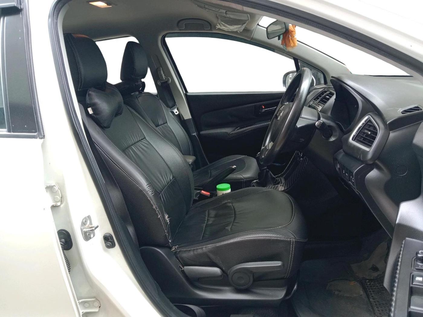 2018 Maruti S Cross ZETA 1.3, Diesel, Manual, 2,21,730 km, interior