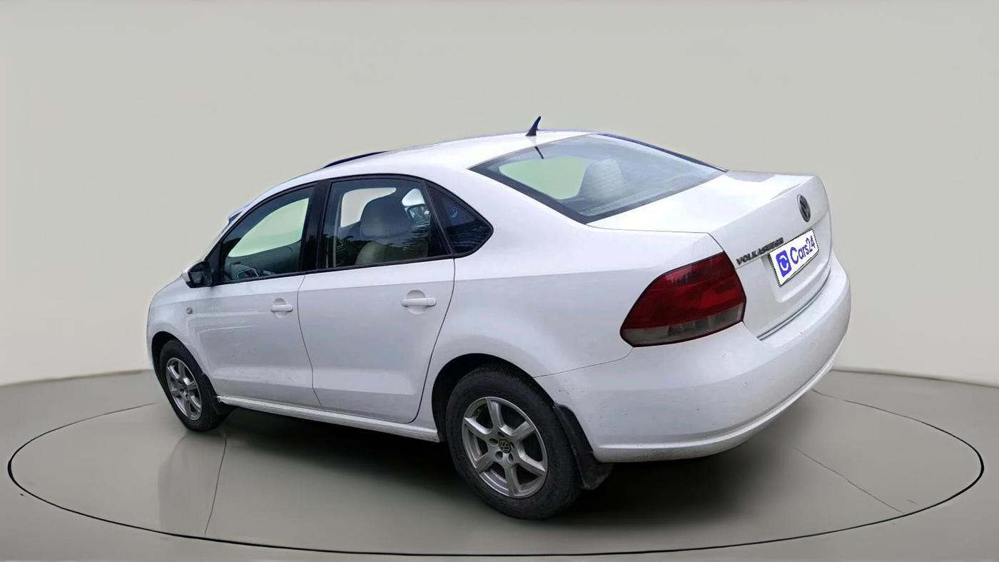2013 Volkswagen Vento HIGHLINE DIESEL 1.6, Diesel, Manual, 93,495 km, exterior