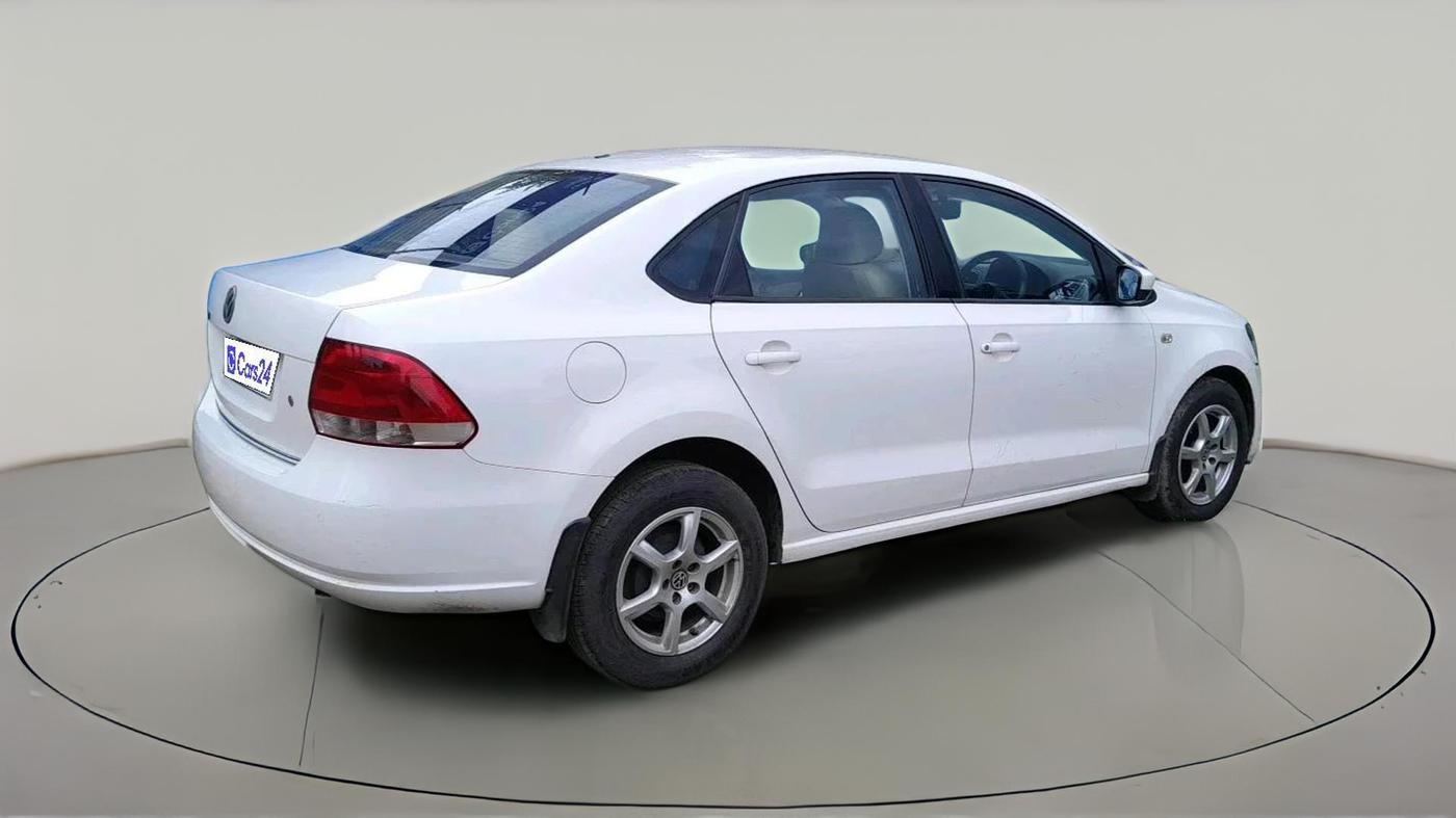 2013 Volkswagen Vento HIGHLINE DIESEL 1.6, Diesel, Manual, 93,495 km, exterior