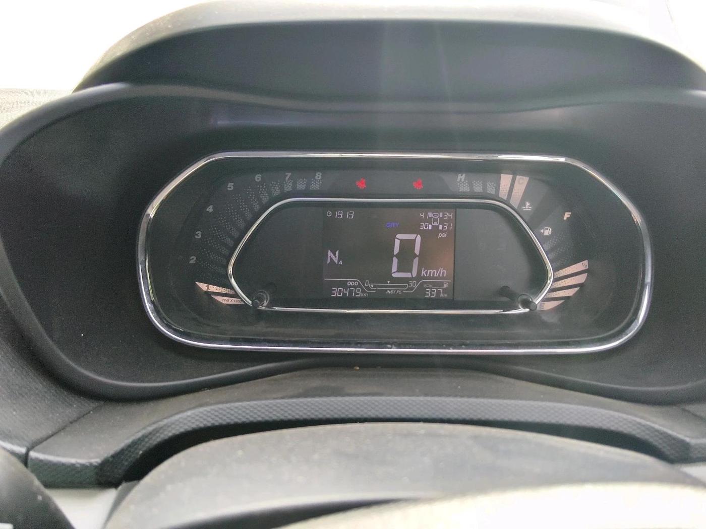 2021 Tata NEXON XZA PLUS SUNROOF PETROL, Petrol, Automatic, 30,479 km, interior