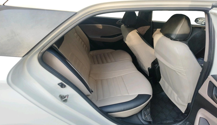 2015 Hyundai Elite i20 SPORTZ 1.2, Petrol, Manual, 1,46,580 km, interior