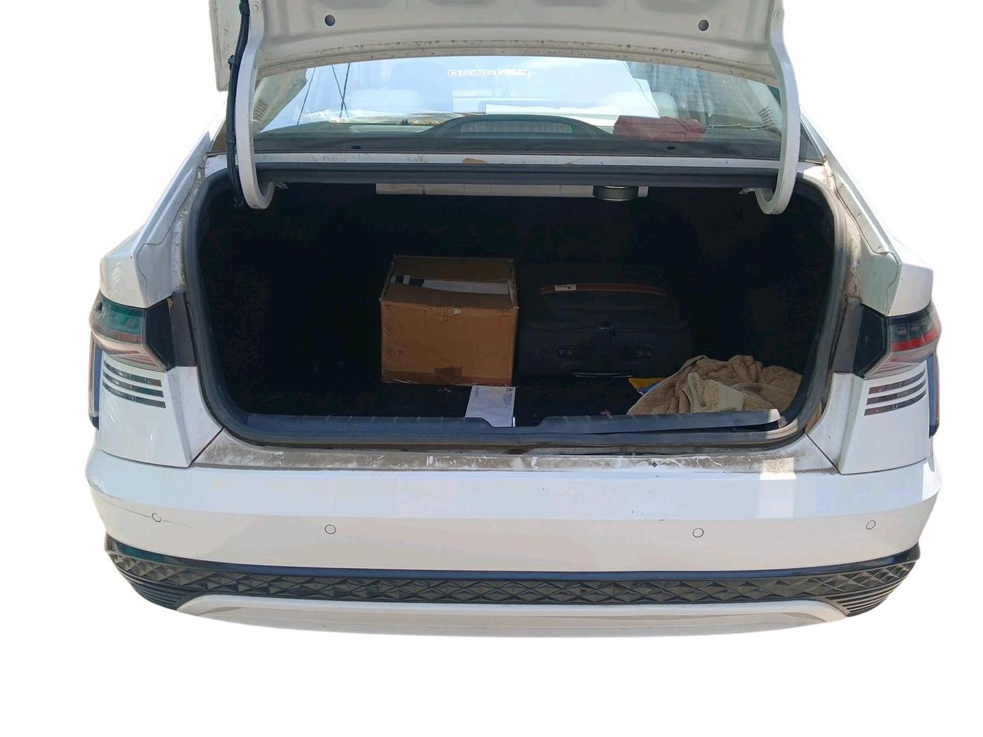 2023 Hyundai Verna SX (O)1.5 VTVT, Petrol, Manual, 15,493 km, exterior