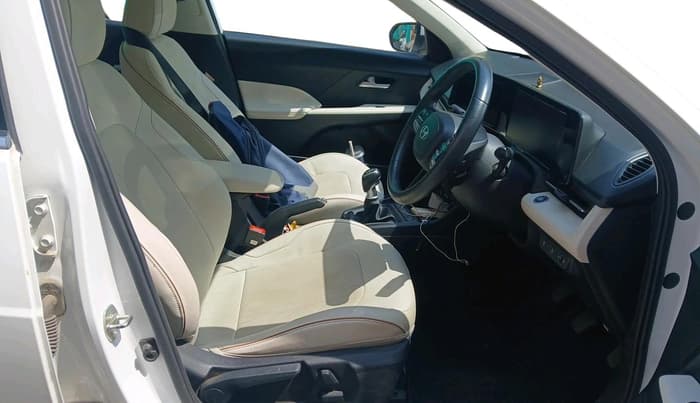 2023 Hyundai Verna SX (O)1.5 VTVT, Petrol, Manual, 15,493 km, interior