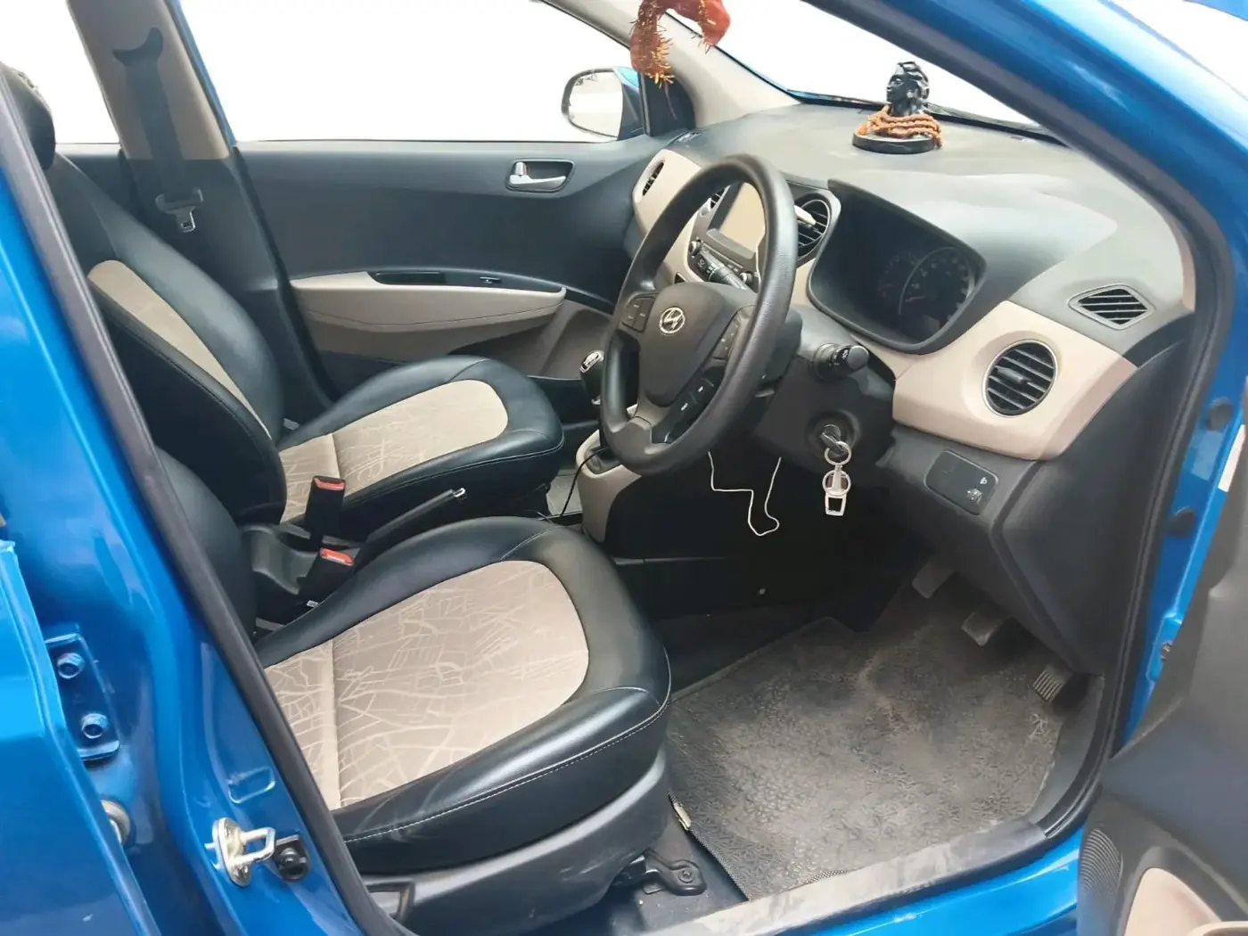 2019 Hyundai Grand i10 SPORTZ 1.2 KAPPA VTVT, Petrol, Manual, 20,054 km, interior