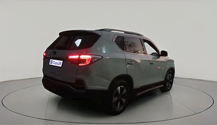 2022 Mahindra ALTURAS G4 2WD AT, Diesel, Automatic, 85,307 km, exterior