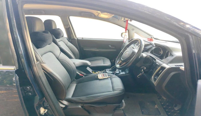 2018 Tata Hexa XTA 4X2 6 STR, Diesel, Automatic, 82,192 km, interior