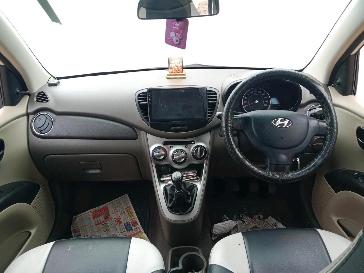 2014 Hyundai i10 MAGNA 1.1, Petrol, Manual, 74,760 km, interior