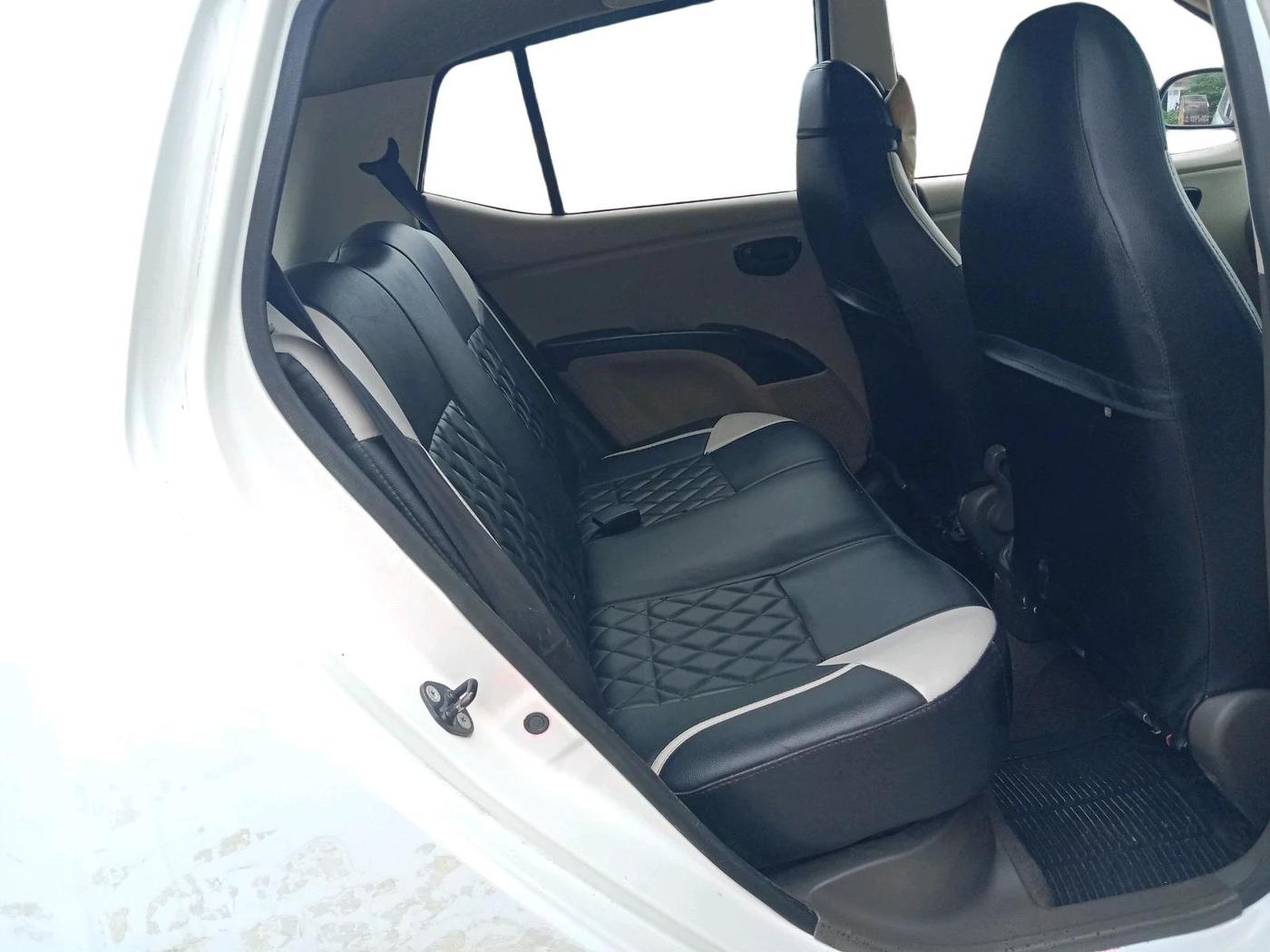 2014 Hyundai i10 MAGNA 1.1, Petrol, Manual, 74,760 km, interior