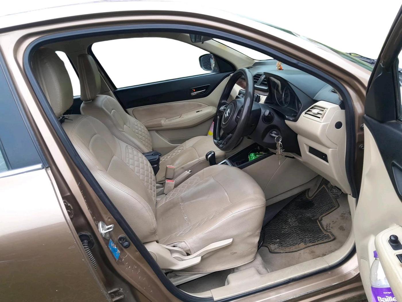 2017 Maruti Dzire VXI AMT, Petrol, Automatic, 1,29,584 km, interior