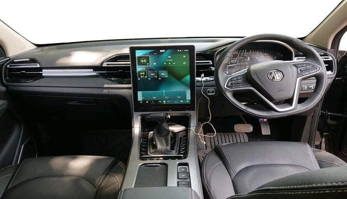 2024 MG HECTOR PLUS Sharp Pro Blackstorm 1.5 Turbo Petrol CVT 7 STR, Petrol, Automatic, 14,212 km, interior