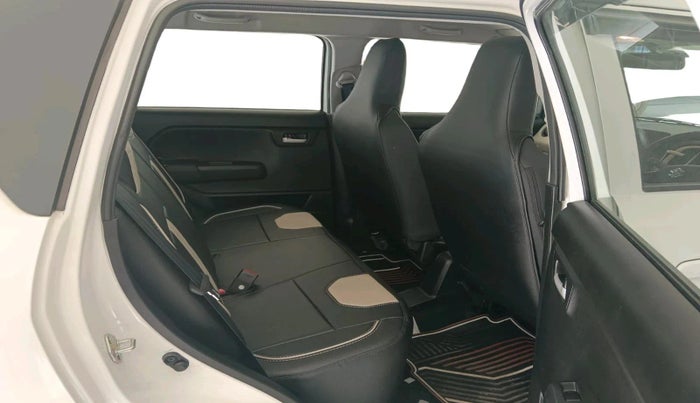 2025 Maruti New Wagon-R VXI 1.0 AMT, Petrol, Automatic, 661 km, interior