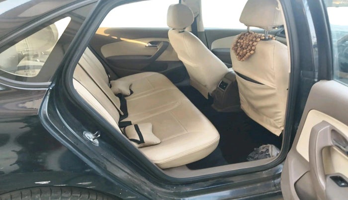 2013 Skoda Rapid AMBITION 1.6 TDI CR MT PLUS, Diesel, Manual, 92,299 km, interior