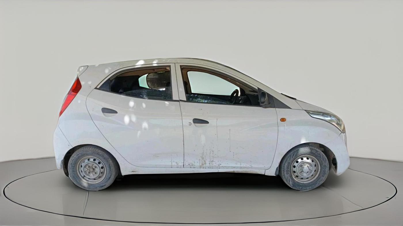 2013 Hyundai Eon D-LITE+, CNG, Manual, 1,05,908 km, exterior