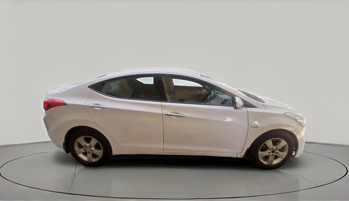 2014 Hyundai New Elantra 1.6 SX MT DIESEL, Diesel, Manual, 2,18,927 km, exterior
