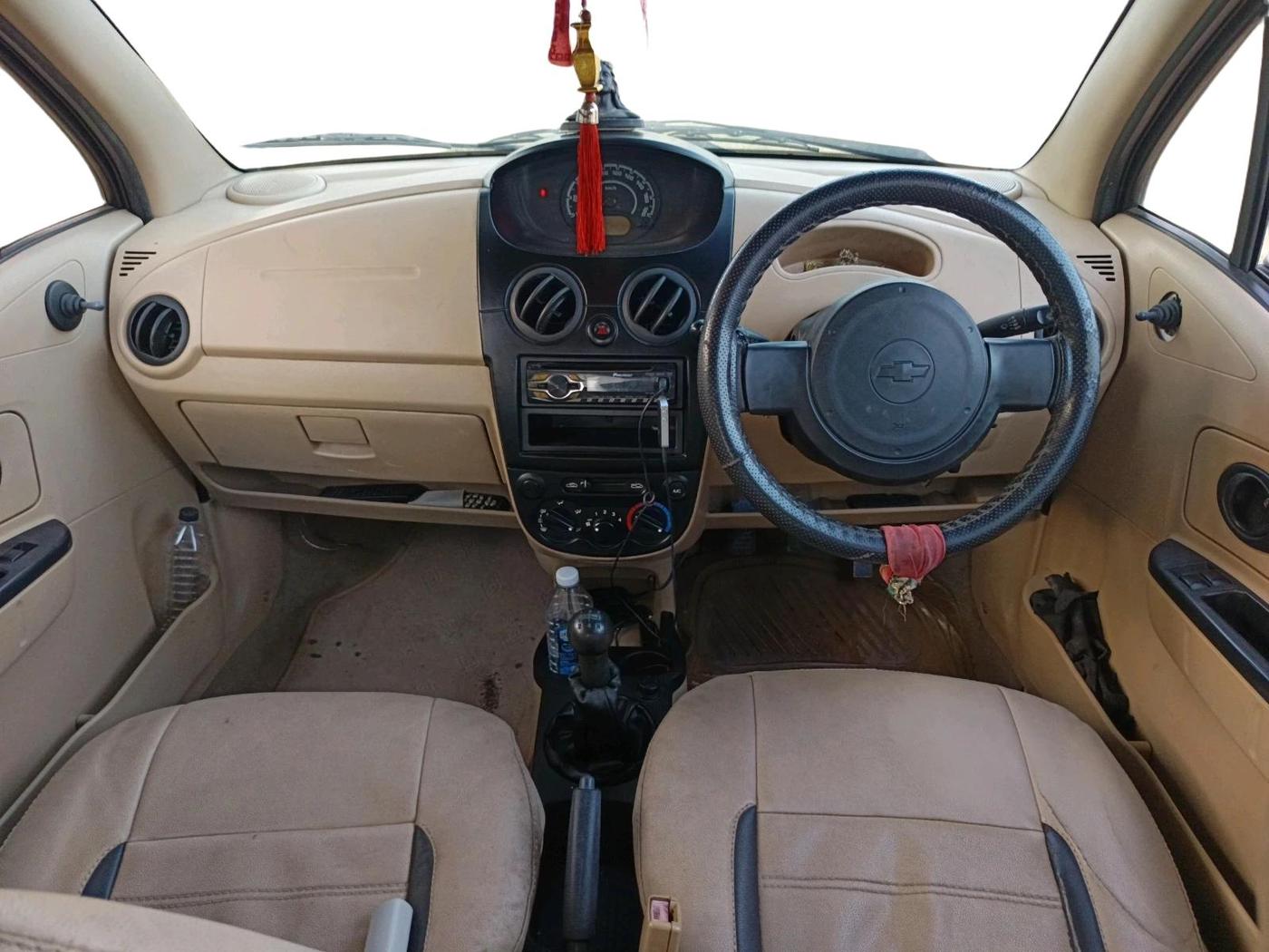 2011 Chevrolet Spark LS 1.0, Petrol, Manual, 1,09,247 km, interior
