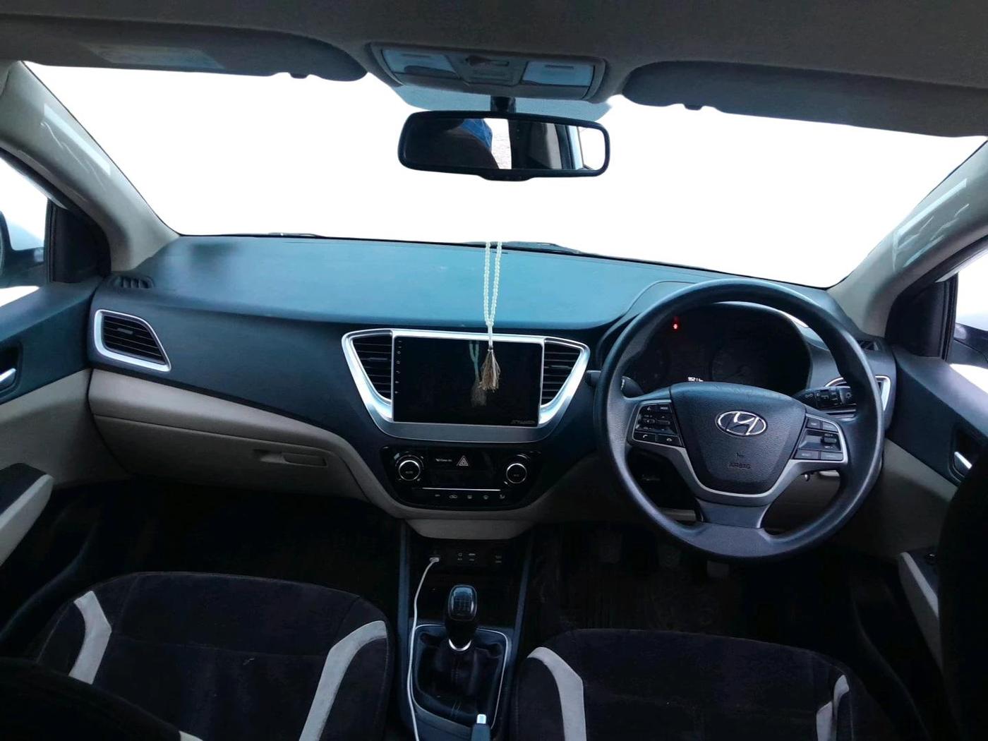 2018 Hyundai Verna 1.6 VTVT SX, Petrol, Manual, 95,211 km, interior