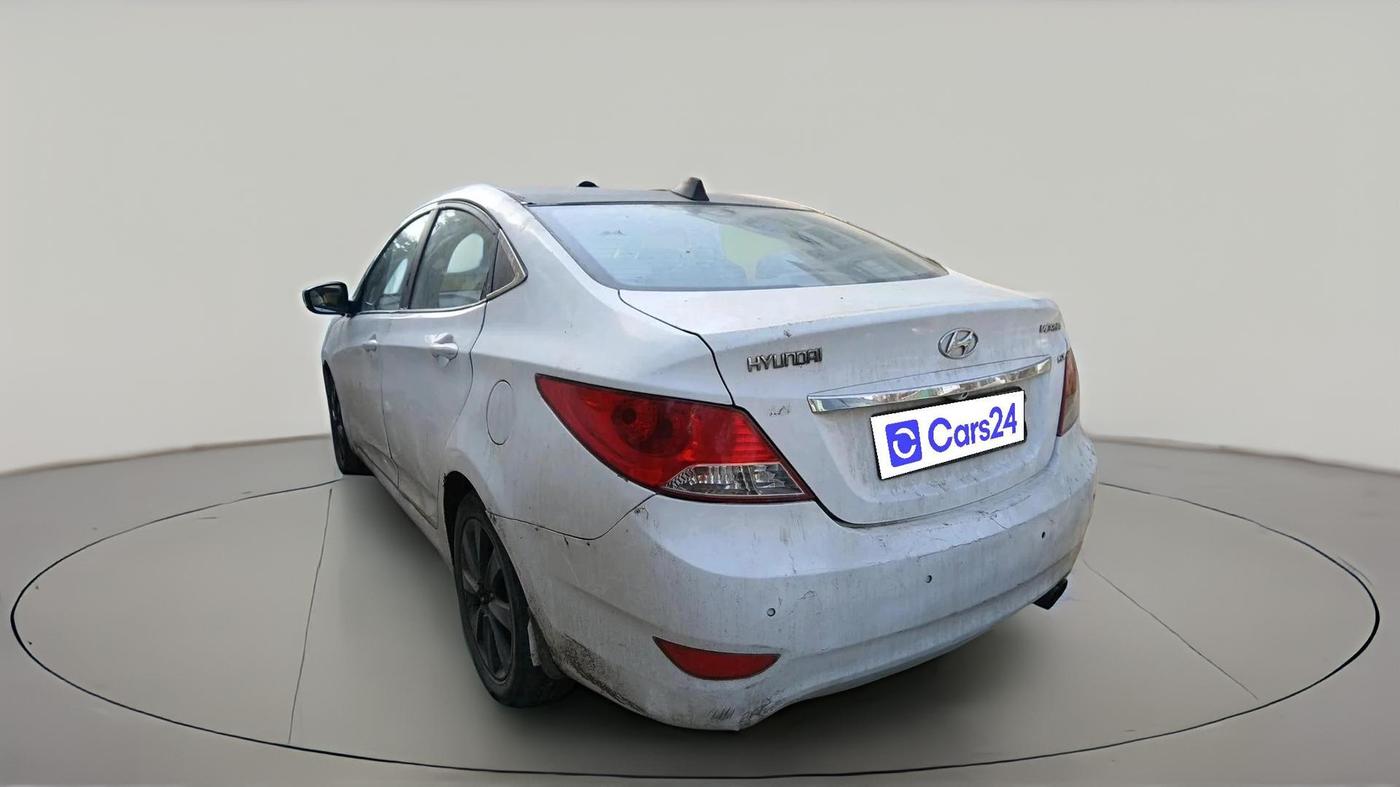 2012 Hyundai Verna FLUIDIC 1.6 CRDI SX, Diesel, Manual, 1,20,518 km, exterior