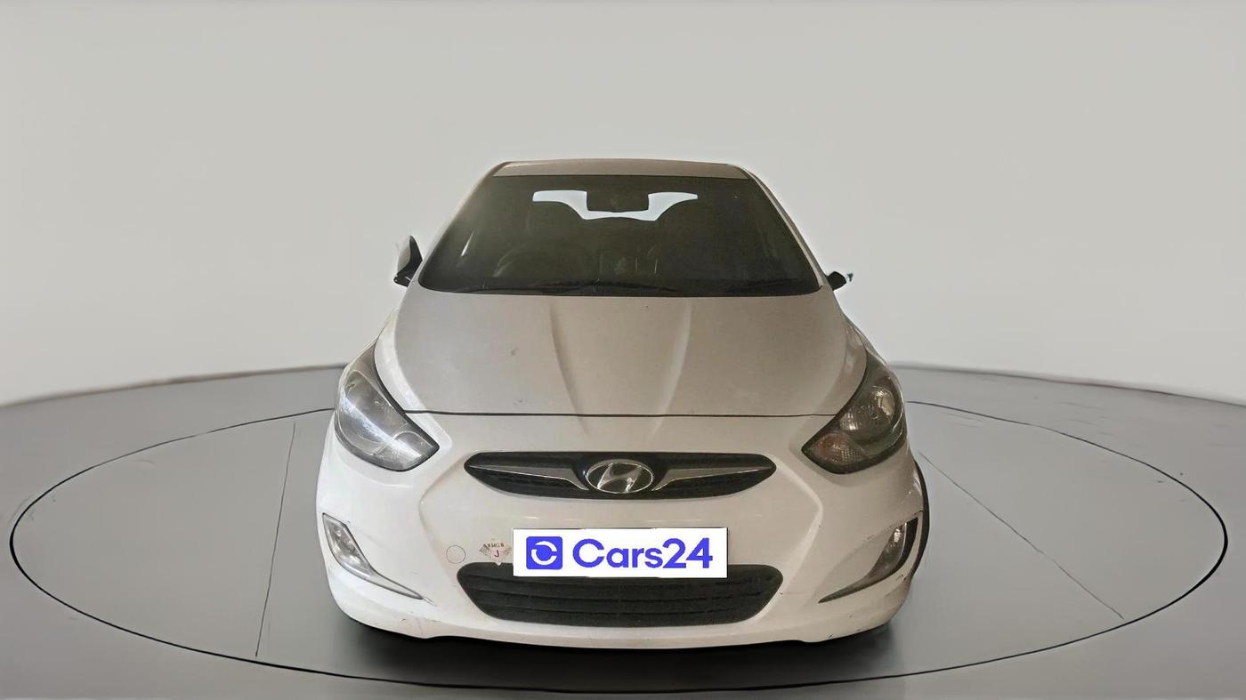 2013 Hyundai Verna FLUIDIC 1.6 CRDI SX, Diesel, Manual, 1,52,167 km, exterior