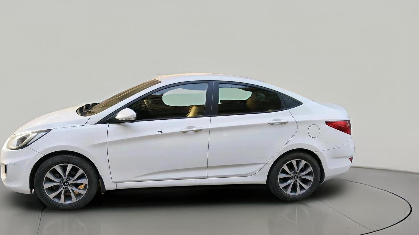 2013 Hyundai Verna FLUIDIC 1.6 CRDI SX, Diesel, Manual, 1,52,167 km, exterior