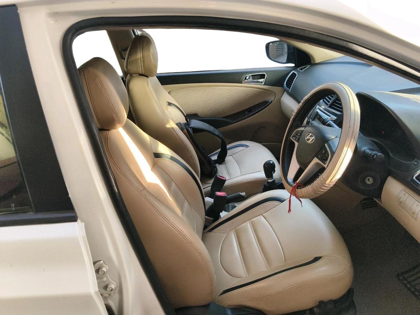 2013 Hyundai Verna FLUIDIC 1.6 CRDI SX, Diesel, Manual, 1,52,167 km, interior