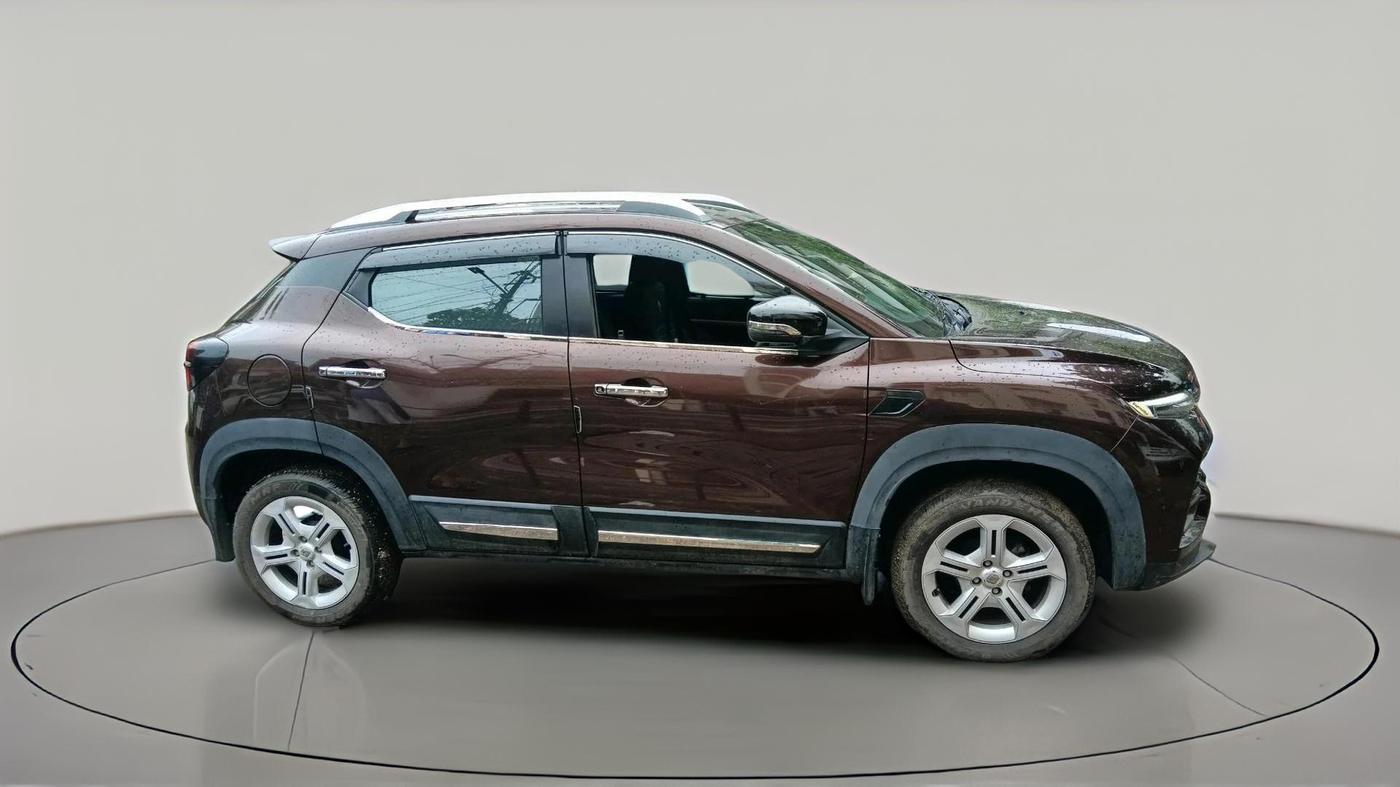 2022 Renault Kiger RXT AMT, Petrol, Automatic, 5,427 km, exterior
