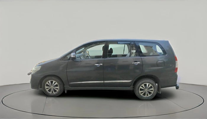 2016 Toyota Innova 2.5 VX 7 STR, Diesel, Manual, 1,53,750 km, exterior
