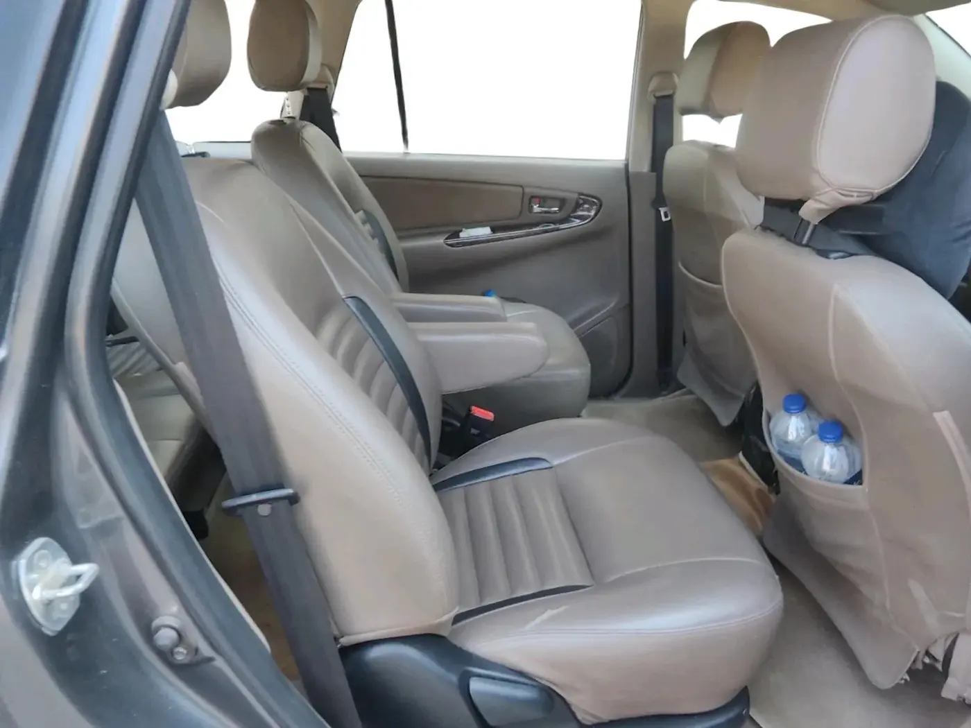 2016 Toyota Innova 2.5 VX 7 STR, Diesel, Manual, 1,53,750 km, interior