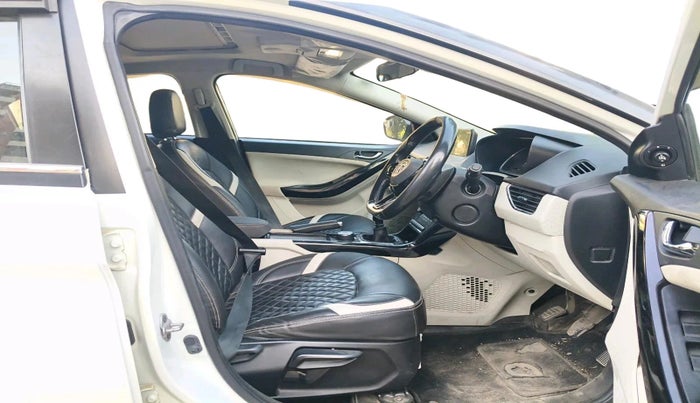 2023 Tata NEXON XZ PLUS PETROL SUNROOF, CNG, Manual, 1,12,525 km, interior