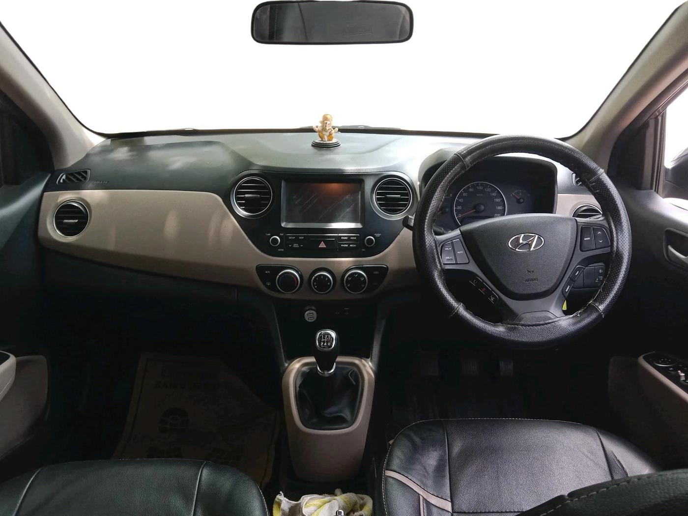2017 Hyundai Grand i10 SPORTZ (O) 1.2 KAPPA VTVT, Petrol, Manual, 14,534 km, interior