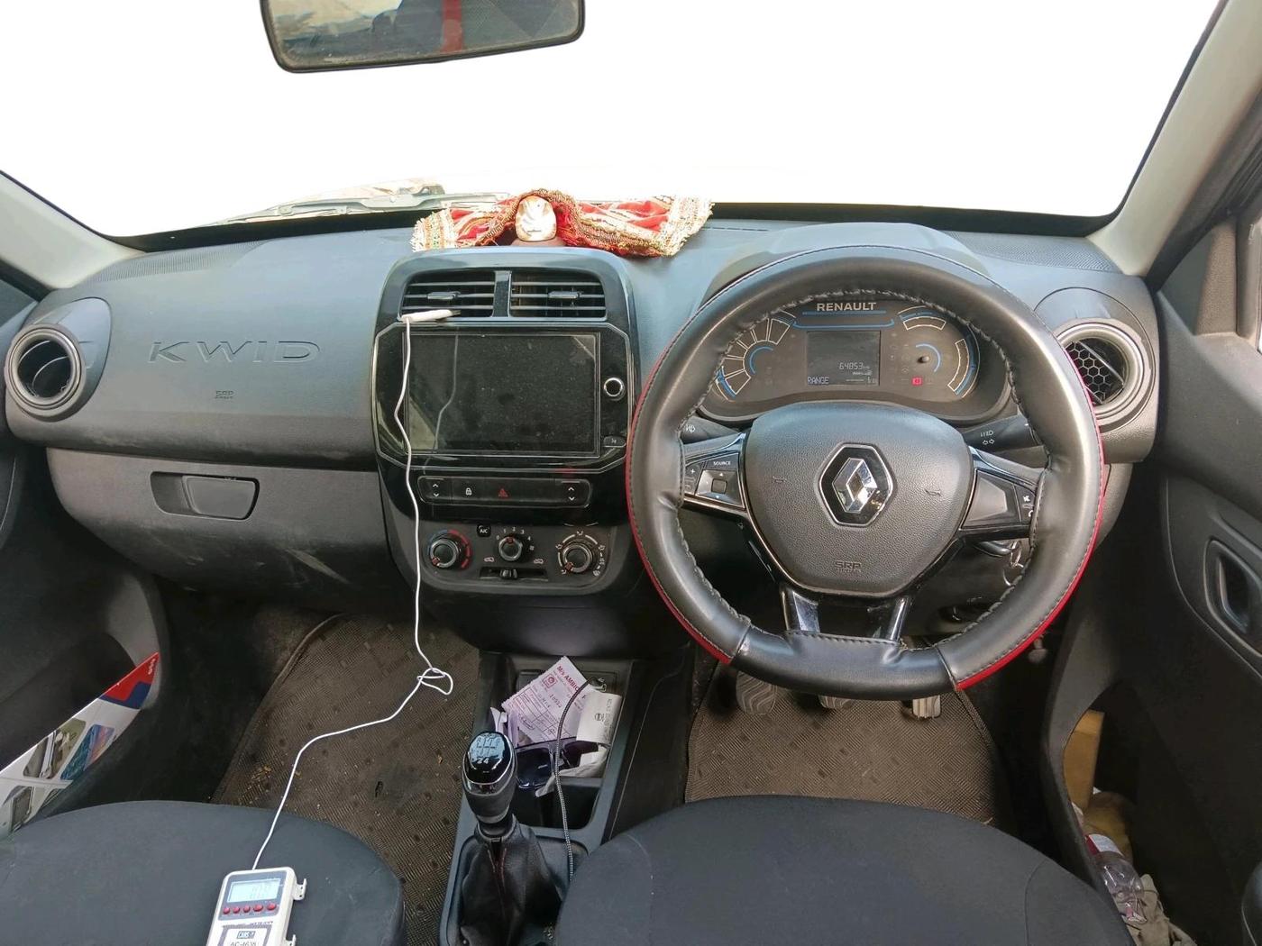 2023 Renault Kwid RXT 1.0, Petrol, Manual, 64,853 km, interior