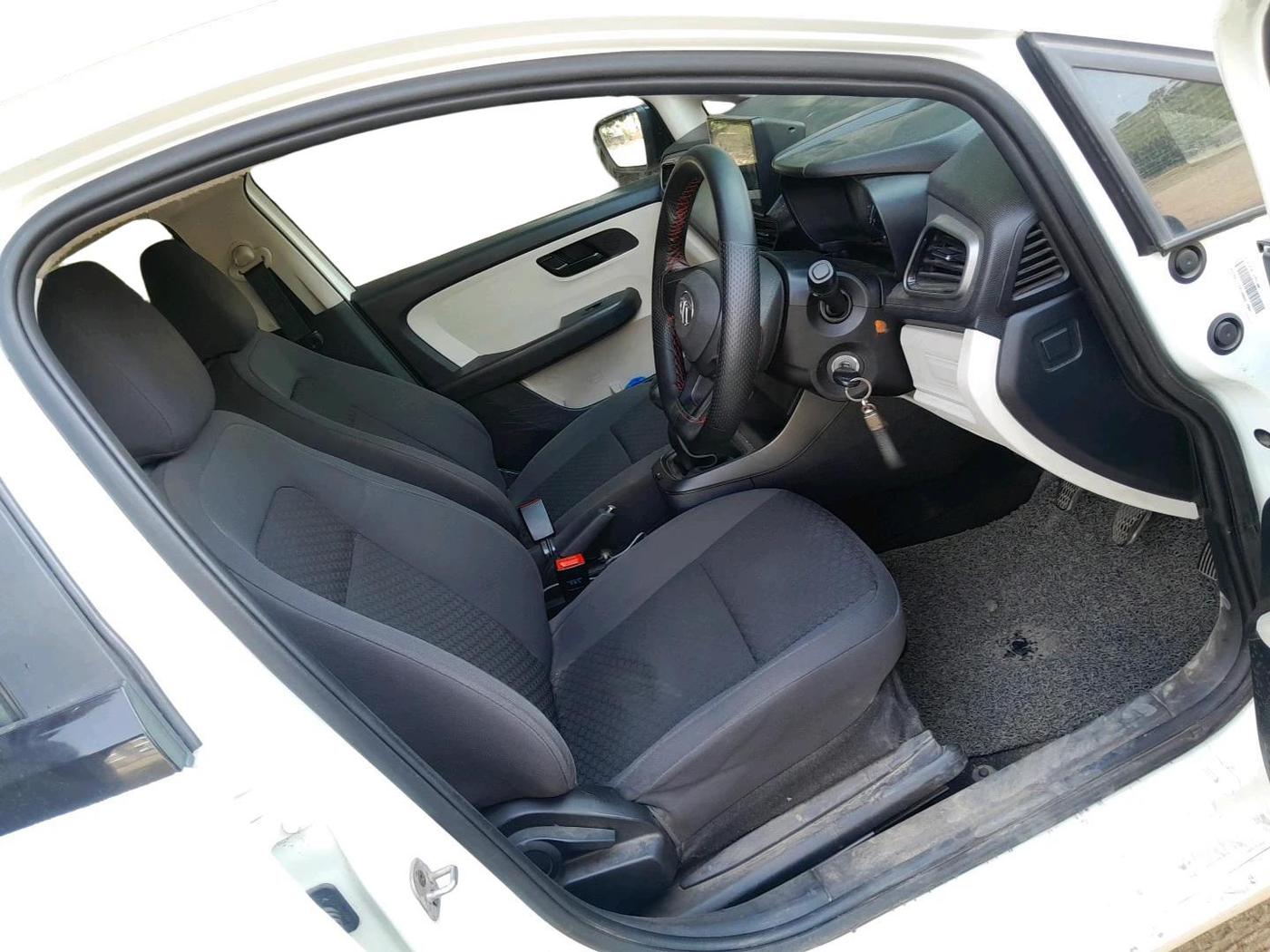 2022 Tata ALTROZ XE PETROL, Petrol, Manual, 56,021 km, interior