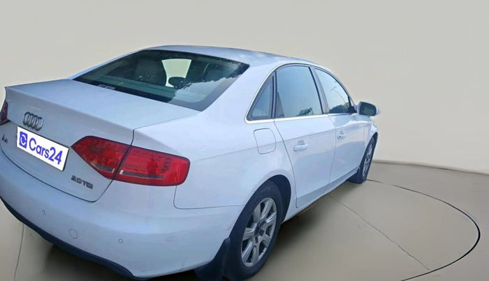 2011 Audi A4 2.0 TDI, Diesel, Automatic, 1,33,098 km, exterior