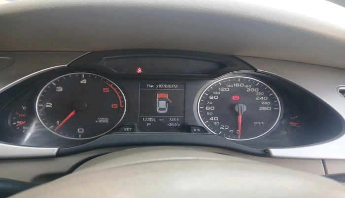 2011 Audi A4 2.0 TDI, Diesel, Automatic, 1,33,098 km, interior