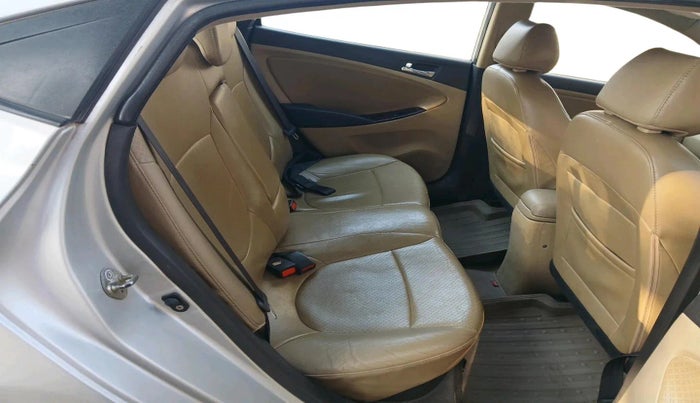 2012 Hyundai Verna FLUIDIC 1.6 CRDI SX OPT, Diesel, Manual, 1,21,675 km, interior