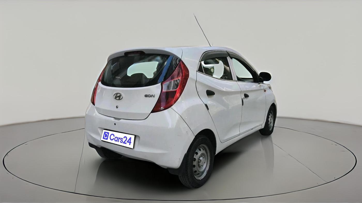 2017 Hyundai Eon ERA +, CNG, Manual, 1,44,737 km, exterior