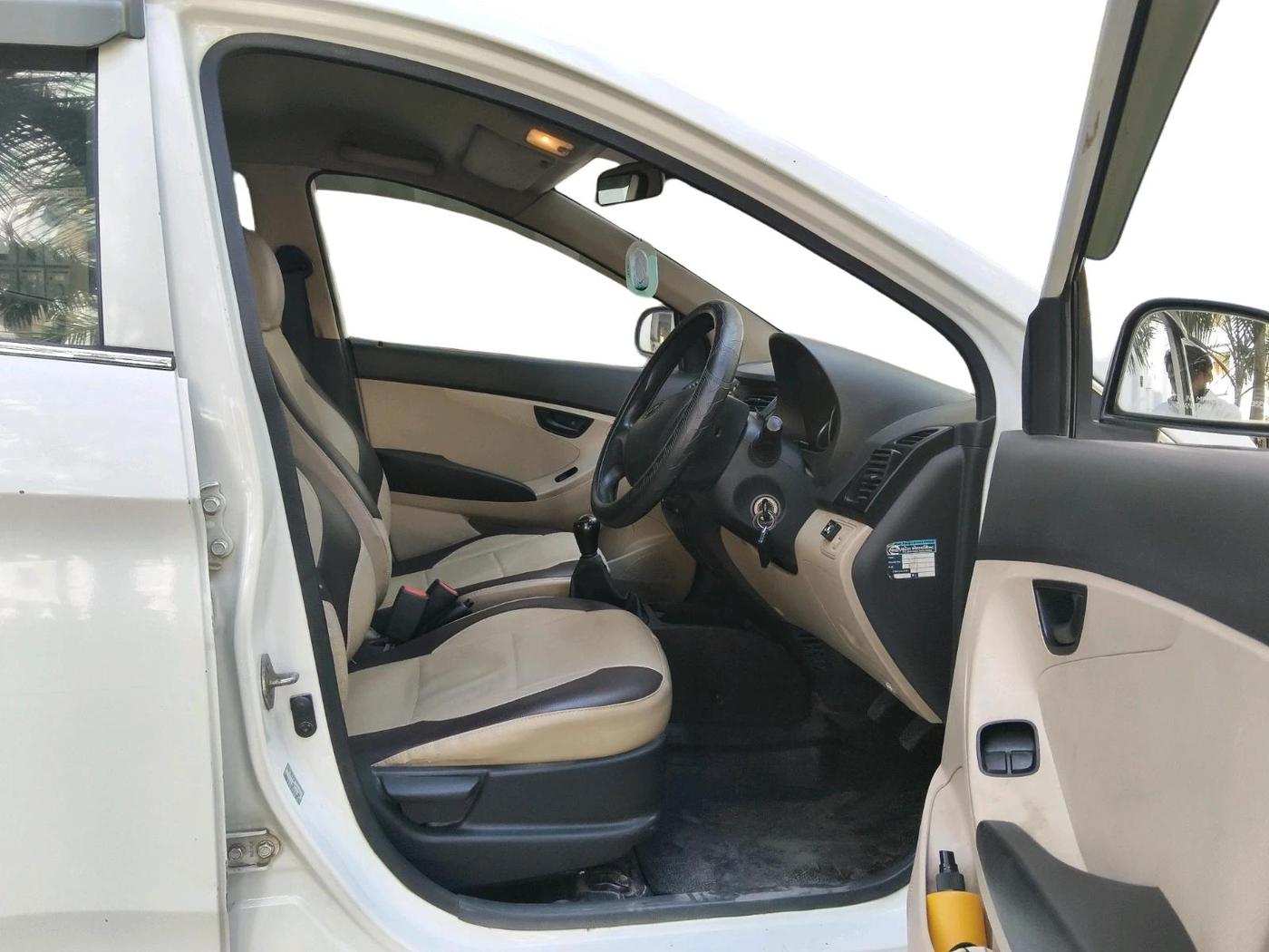 2017 Hyundai Eon ERA +, CNG, Manual, 1,44,737 km, interior