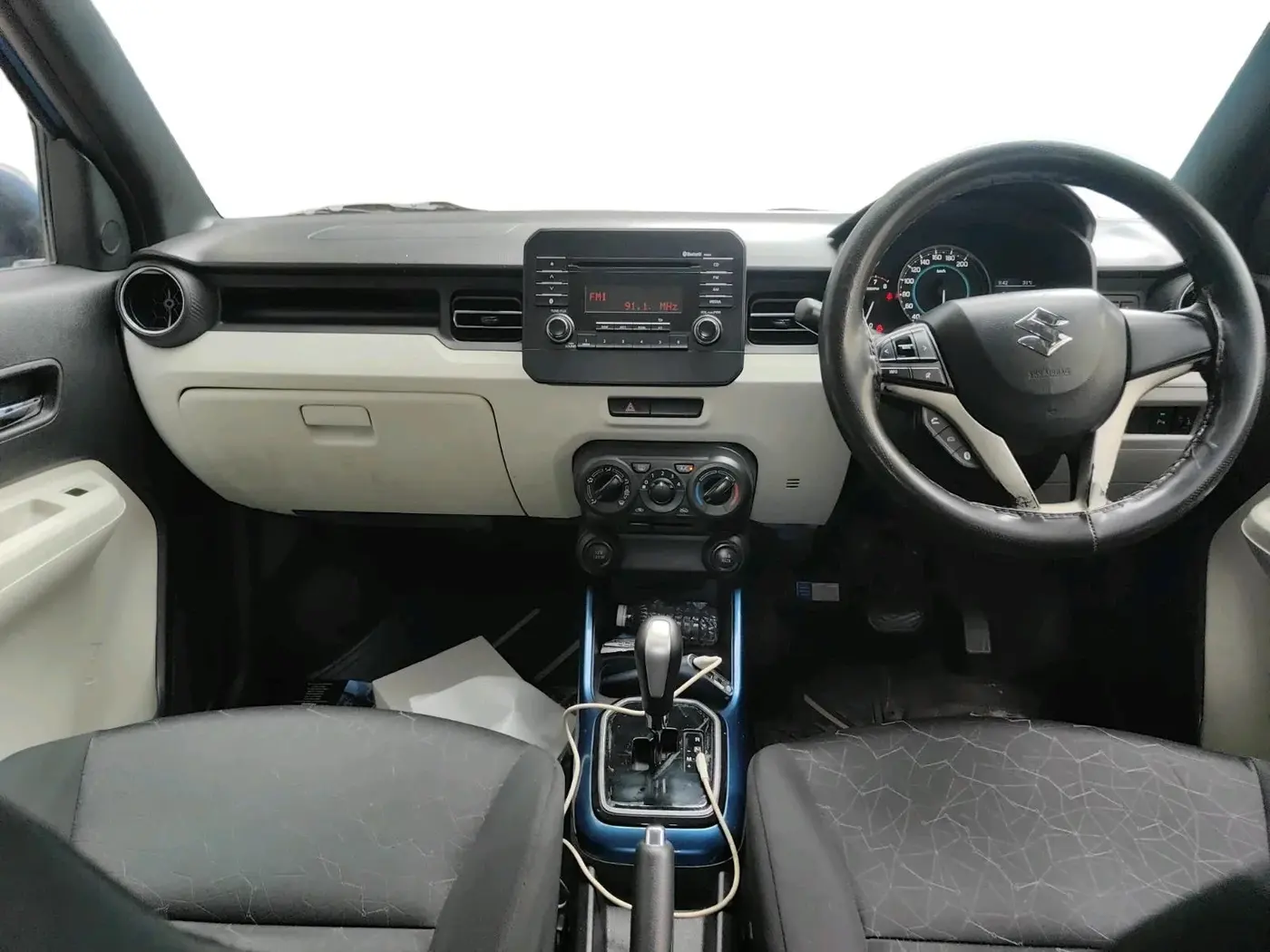 2017 Maruti IGNIS ZETA 1.2 AMT, Petrol, Automatic, 1,28,443 km, interior