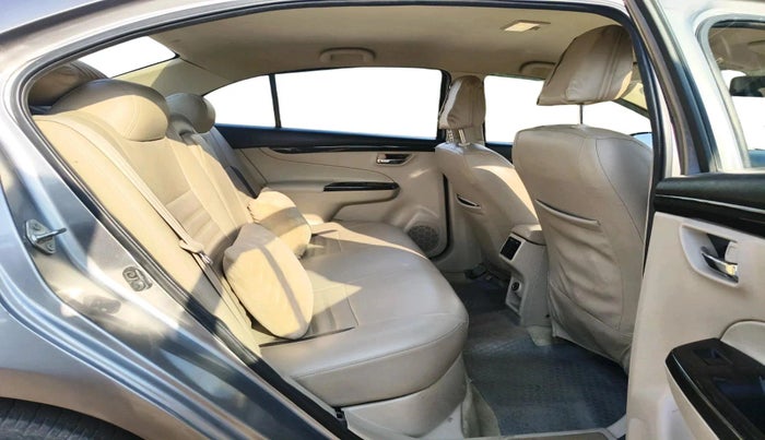 2017 Maruti Ciaz DELTA 1.4 MT PETROL, Petrol, Manual, 66,843 km, interior