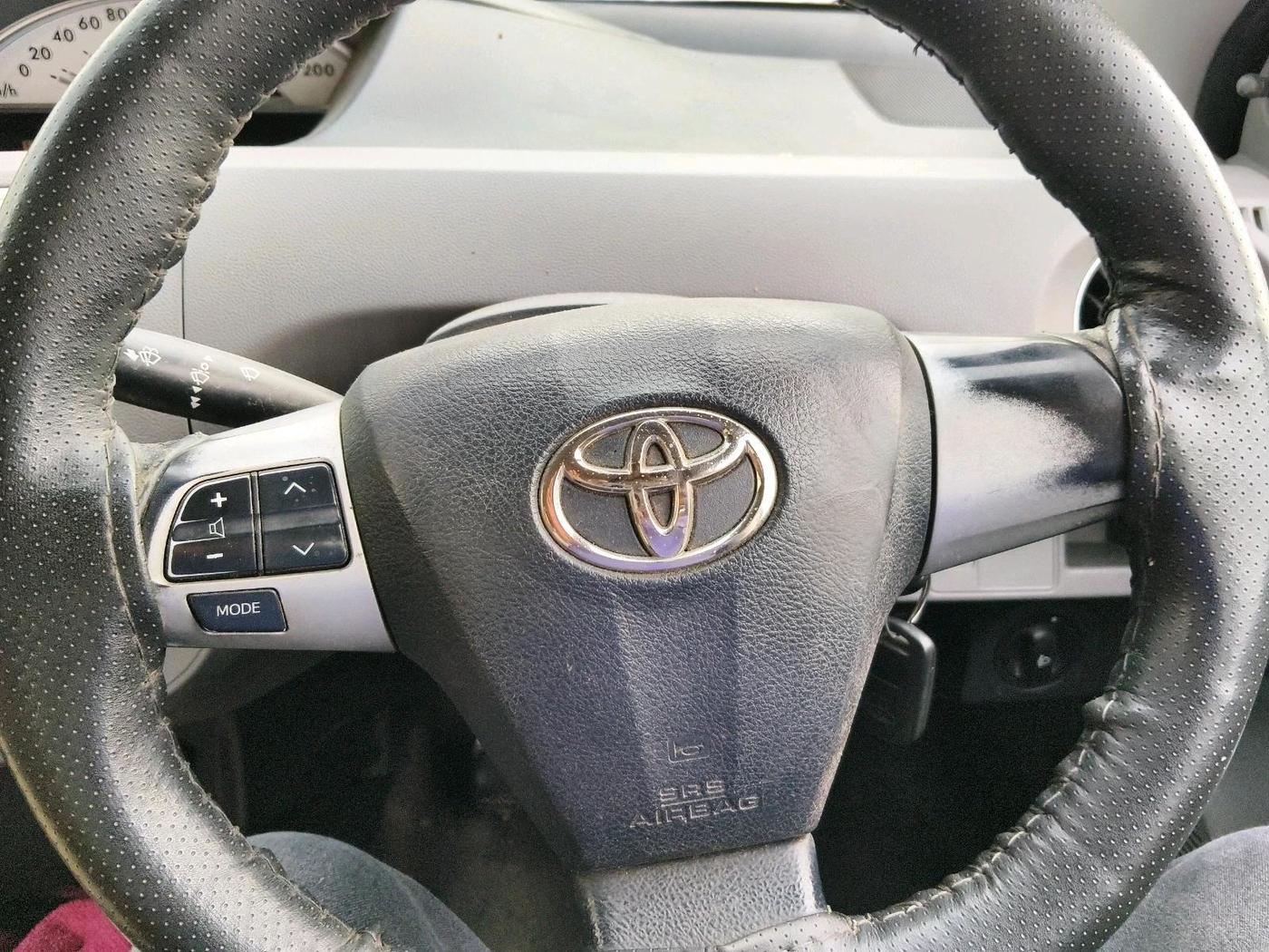 2011 Toyota Etios VX, Petrol, Manual, 72,441 km, interior