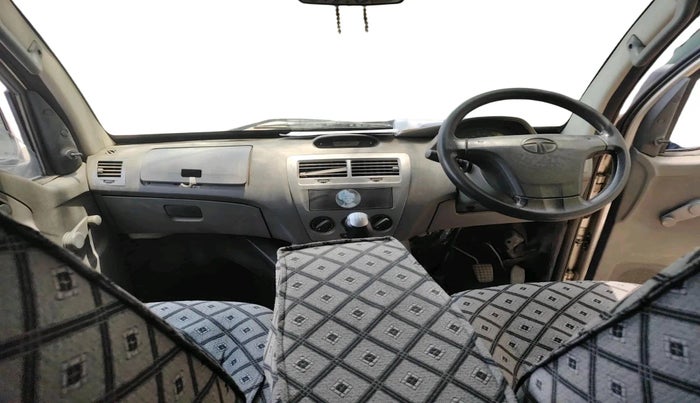 2012 Tata Venture EX 8 STR, Diesel, Manual, 65,700 km, interior