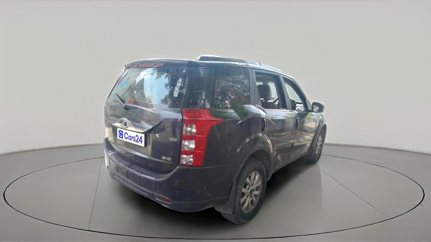 2017 Mahindra XUV500 W10, Diesel, Manual, 1,04,240 km, exterior
