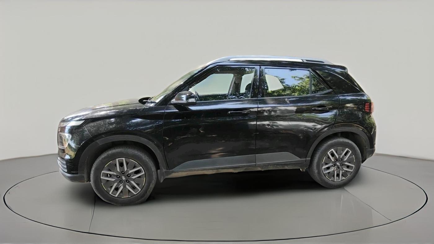 2022 Hyundai VENUE S PLUS 1.5 CRDI, Diesel, Manual, 32,000 km, exterior